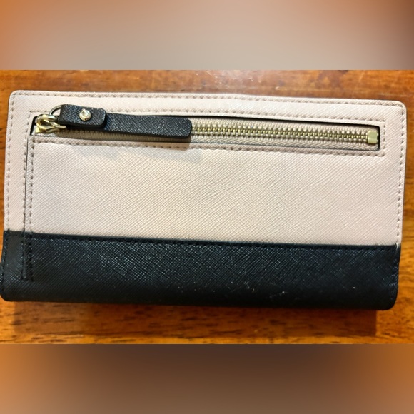 Kate Spade Two-Tone Black and Cream Wallet - Picture 4 of 5
